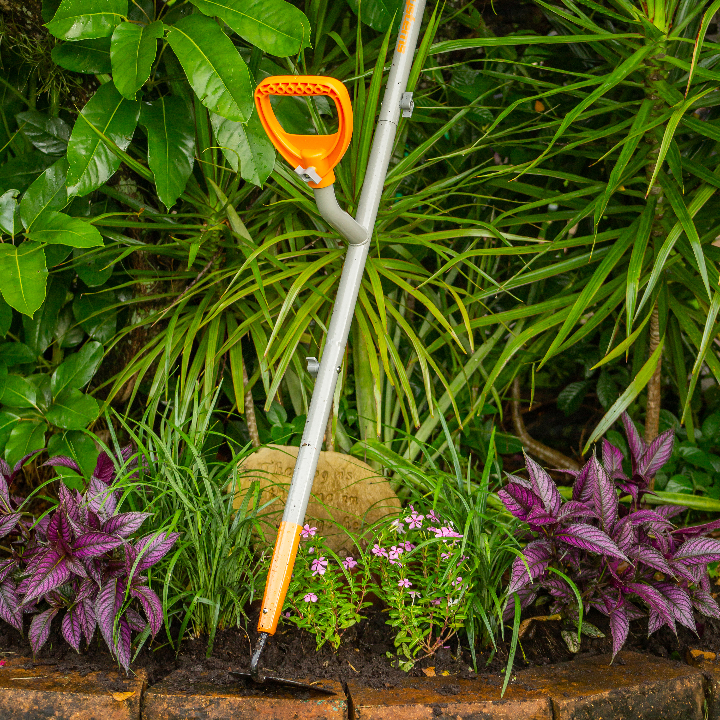 ERGIE SYSTEMS Shank Pattern Blade Garden Hoe, ,4.8 pounds Gray,Orange 