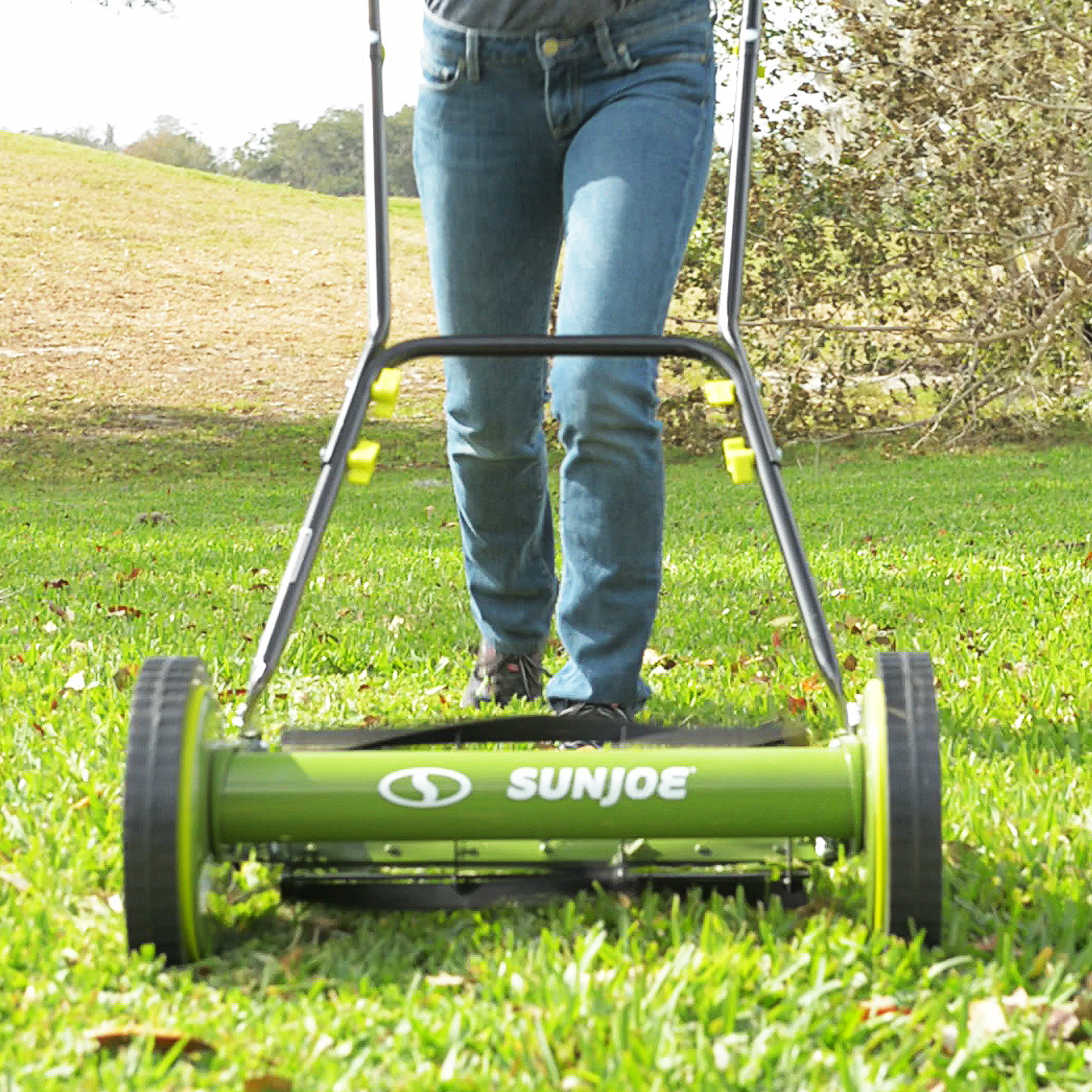  Sun Joe MJ503M 14-Inch Quad Wheel 9-Position Manual Reel Mower  : Patio, Lawn & Garden