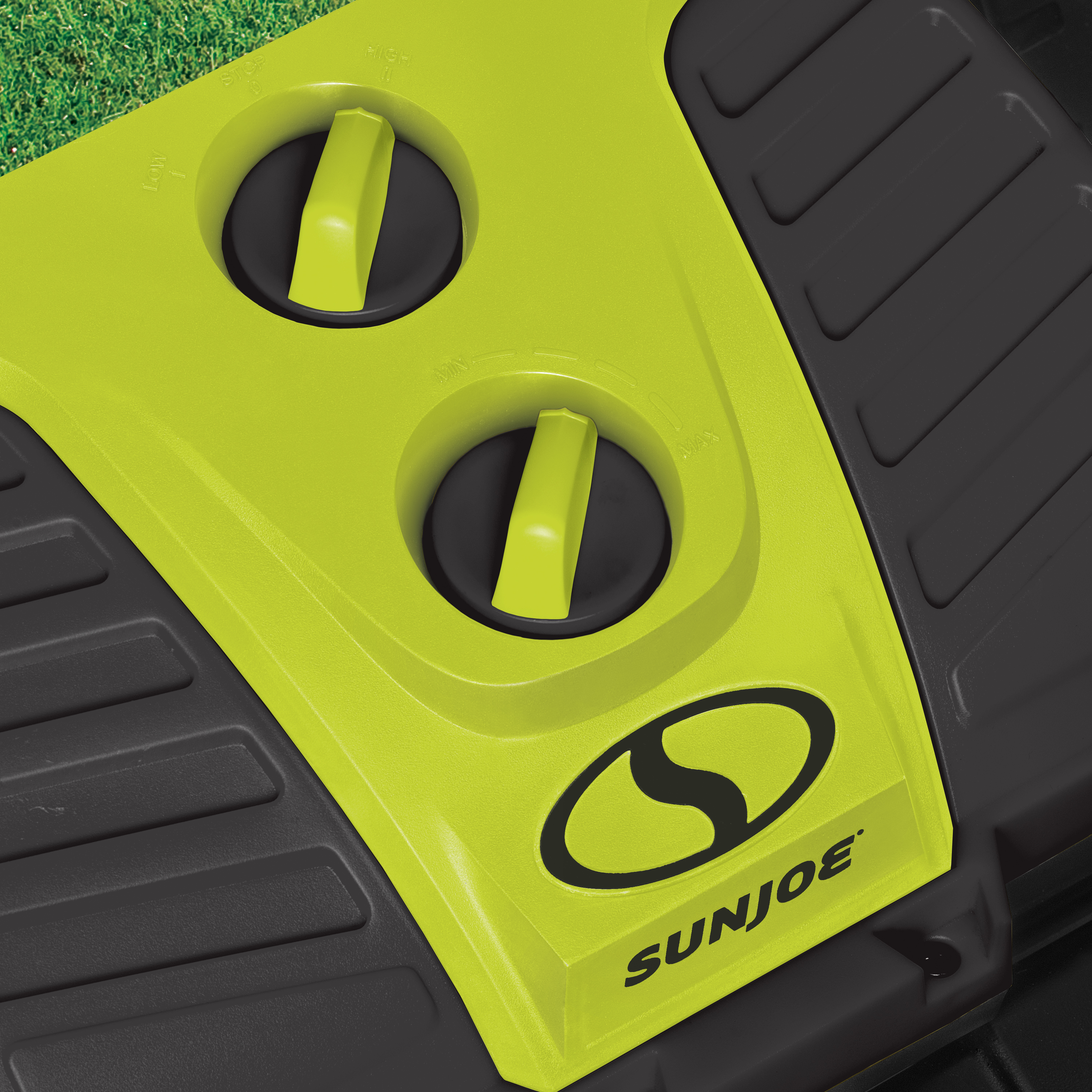 Close-up of the adjustment dials on the Sun Joe 13-amp 2300 PSI Electric Pressure Washer.